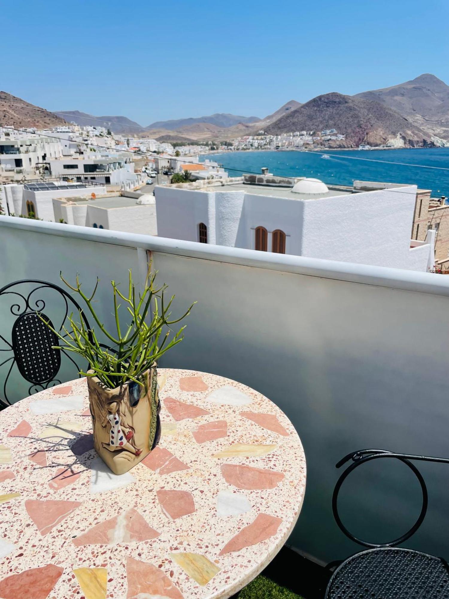 Dulcemar Frente Al Mar Con Zona San Jose (Almeria)